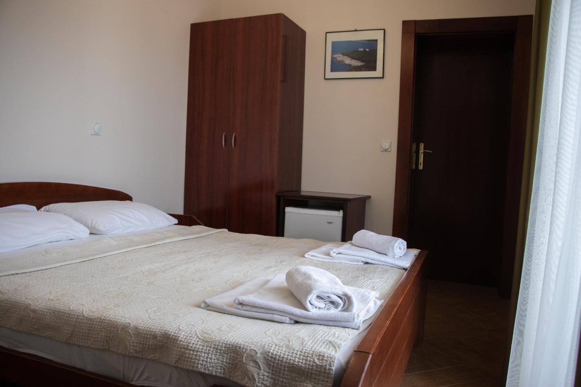 Apartmani Nilaj Ulcinj Exterior foto